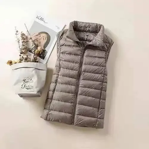 Lightweight Women's Ultra-Light Down Vest - Slim Fit Sleeveless Jacket, Portable Windproof Waistcoat for All Seasons